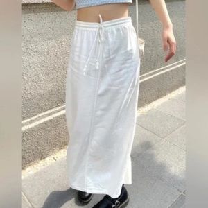 Brandy Melville ophelia skirt